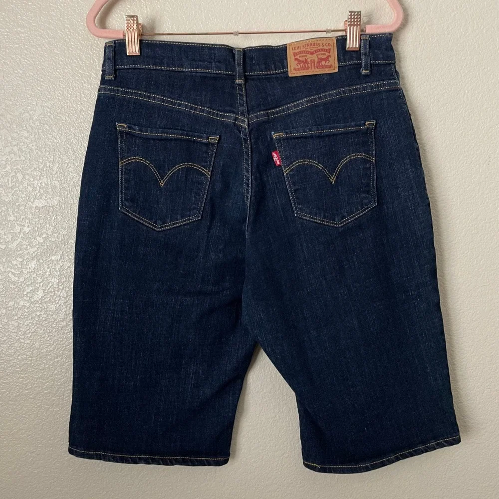 Levis Shorts Womens Size 28 Dark‎ Indigo Bermuda Denim High Rise Stretch Cotton